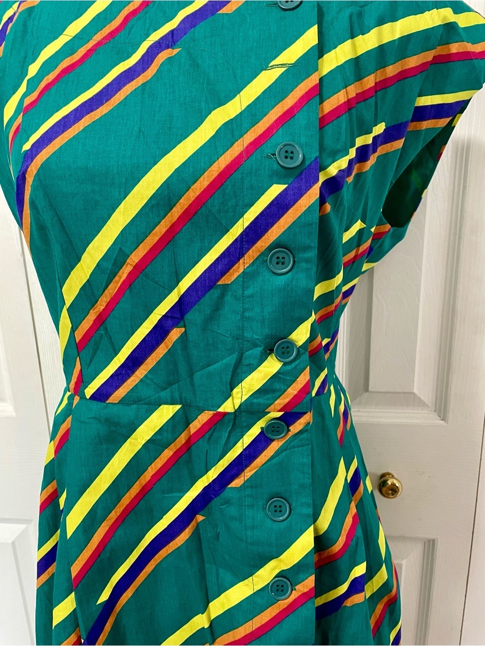 New Emily and Fin Green Striped Fit and Flair Midi Dress - Picture 2 of 9